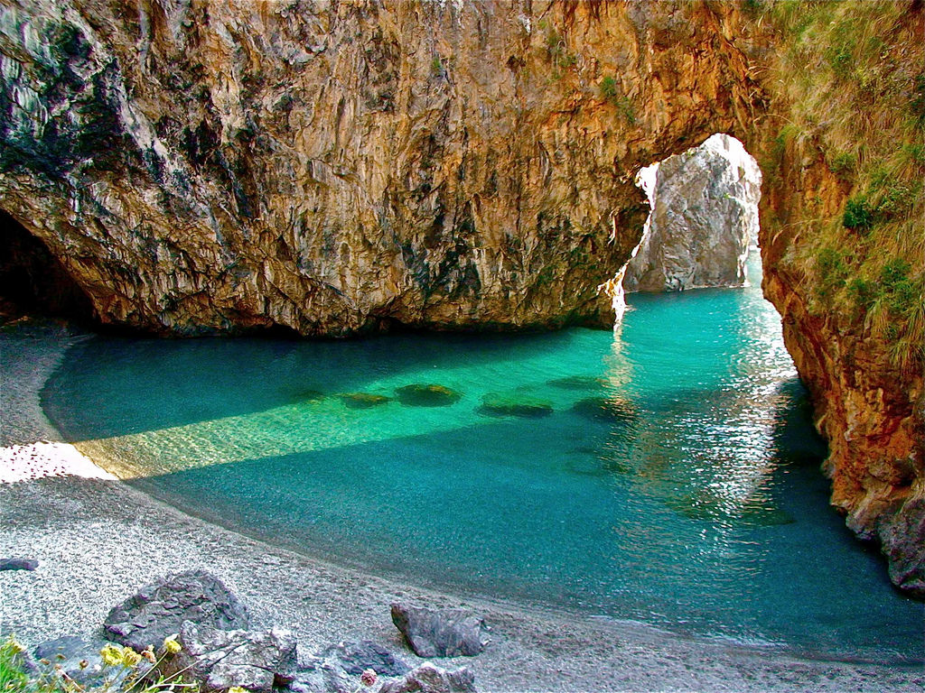 San Nicola Arcella Tra Le 15 Spiagge Pi Belle D Italia Secondo 